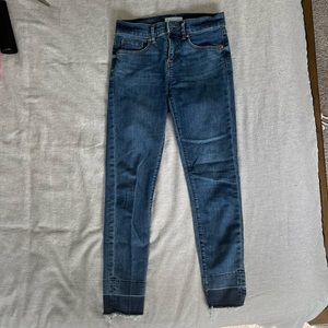LOFT 9” rise skinny jeans Size 25P